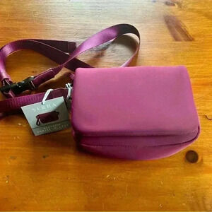 SERRA Cranberry NEOPRENE Convertible Wristlet Waist/Sling Bag Handbag New W/Tags
